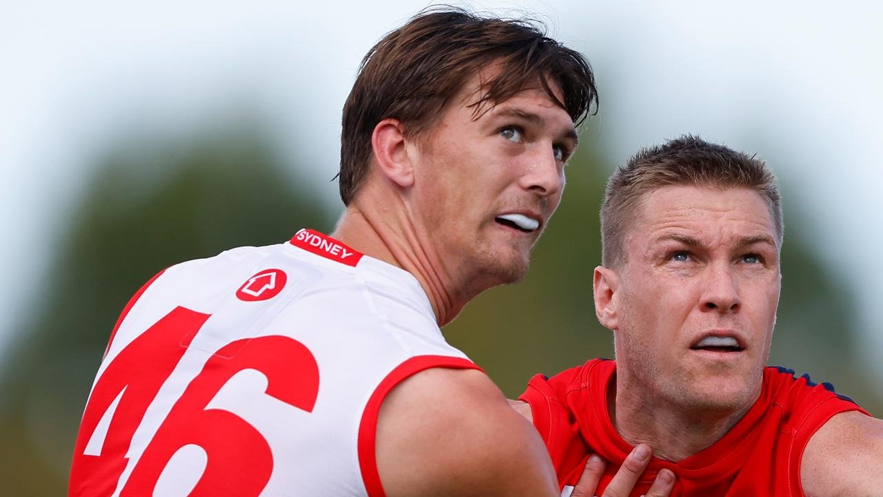 League to the additional selection period after Jaga SMITH ACL ACL to Carlton Blues, Adelaye Crows Sign Lachlan Mcandrew