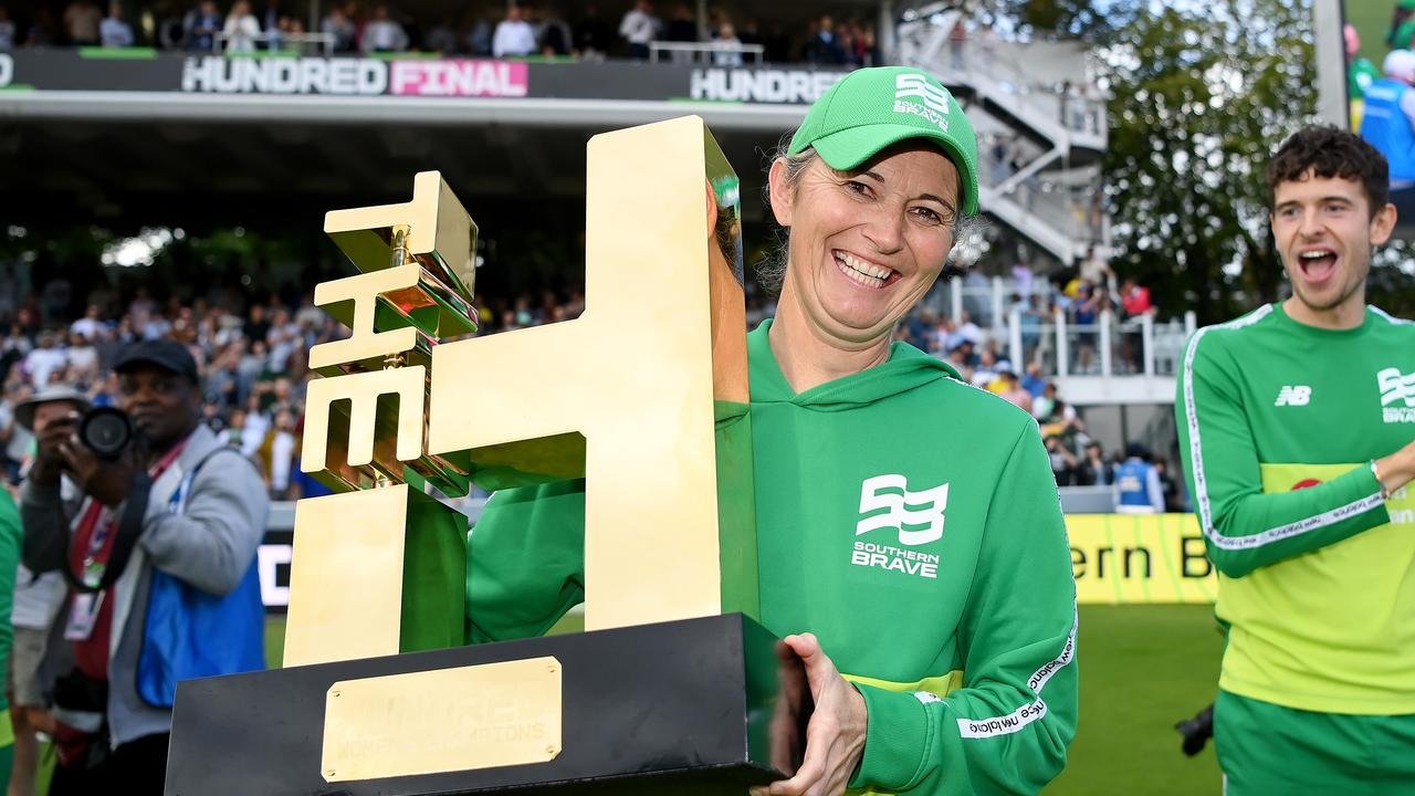 Ex Captain Charlotte Charlotta Edwards Called New England Women's Women, video