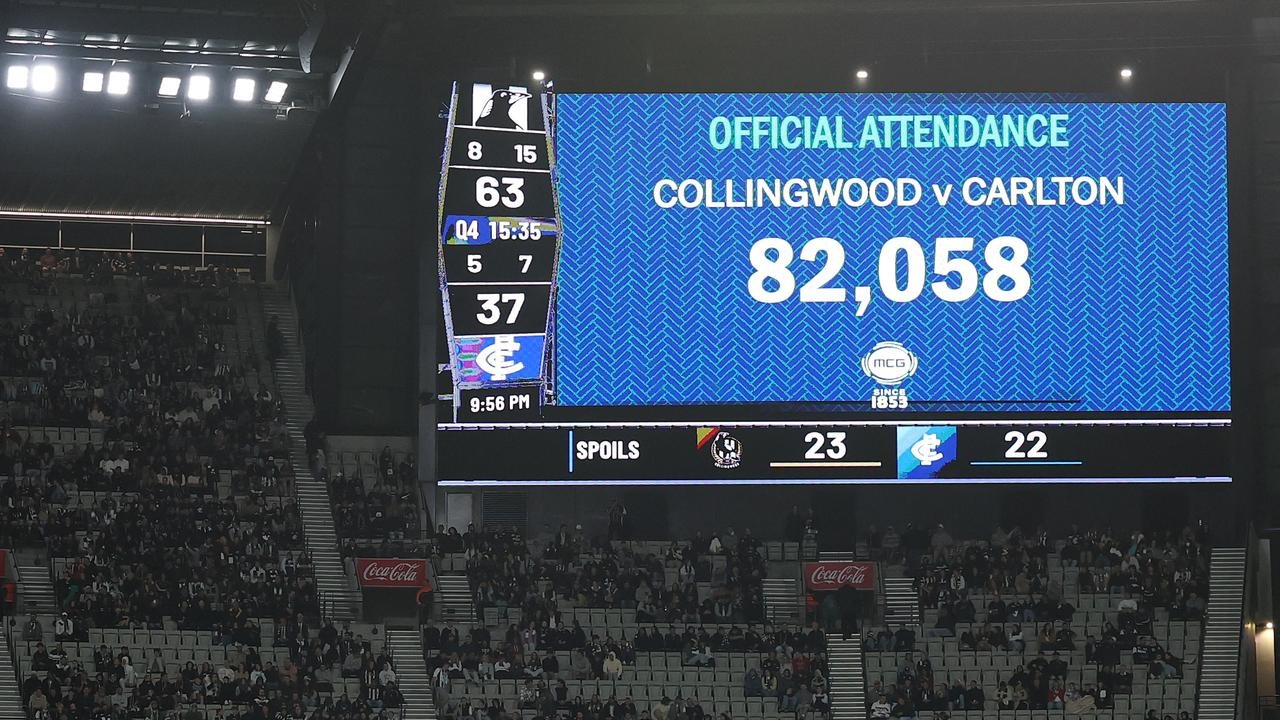 Two armed men arrested with loaded guns during game McG McG, Victoria, Victoria Police, the latest news