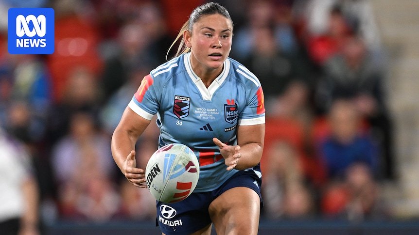 Blues Hooker Keeley Davis makes the allegation of your eyes in the state of the Orector Origin against Maroons