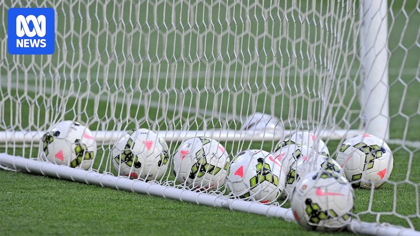 FA of the England of the Coupender Bank from the competitive woman's football