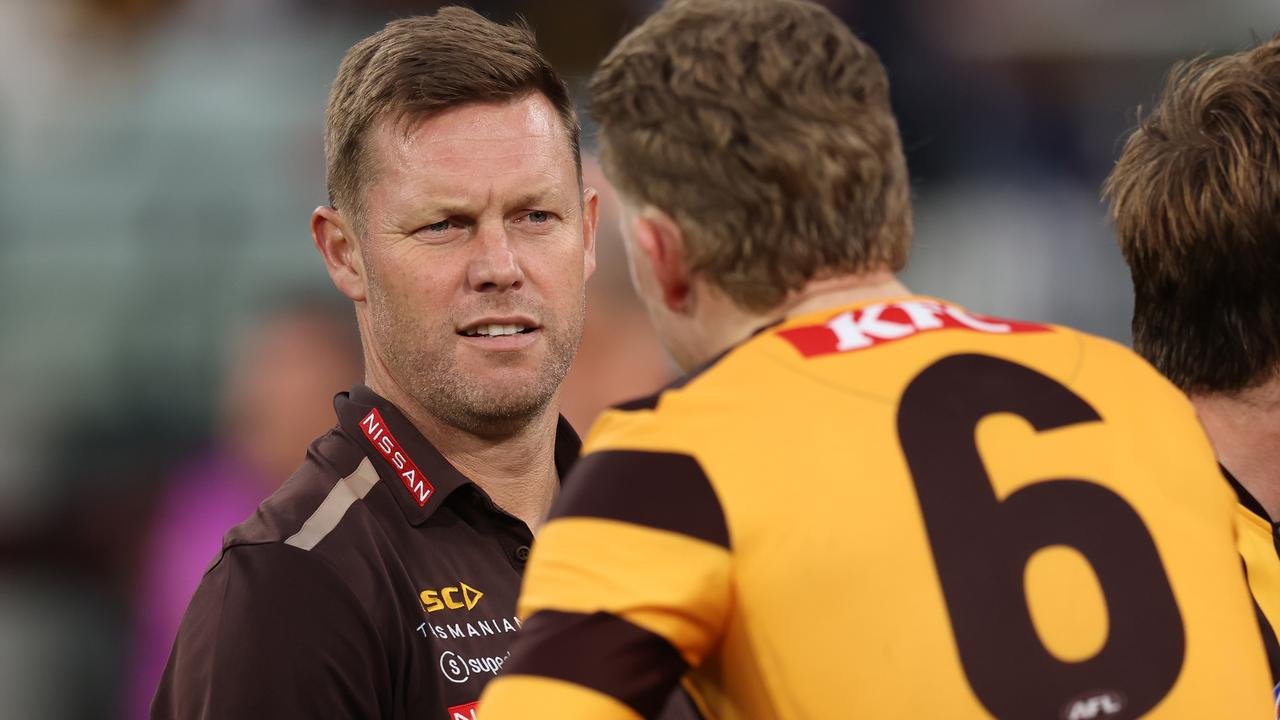 Dermott Breton says James arisis is not near the time forward, out of the form, Sam Mitchell, Nick Day