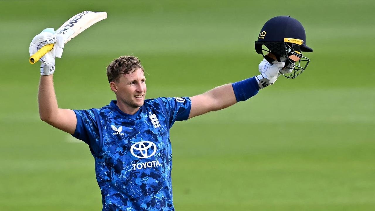 Joe Root Hits Grooms 150, Highlights